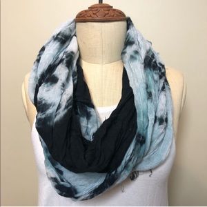 Black & Blue Tie Dye Infinity Scarf